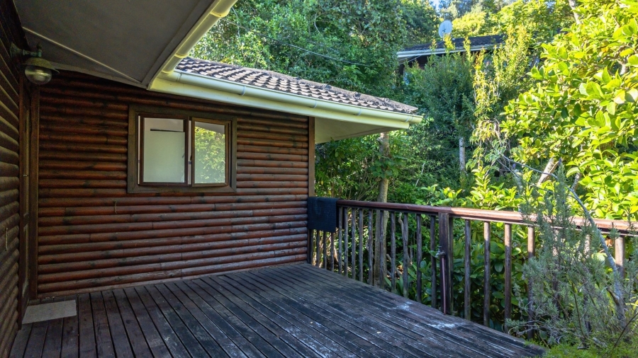 7 Bedroom Property for Sale in Paradise Western Cape